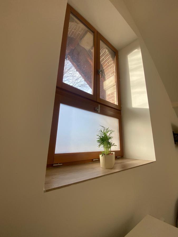 Studio Dans Les Ecuries Du Chateau Bonnelles 外观 照片