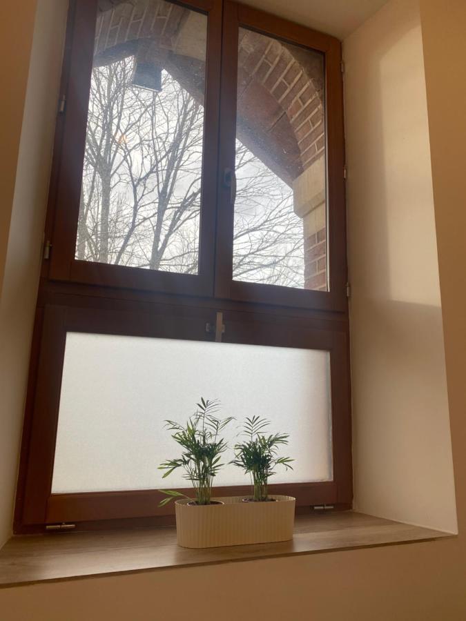 Studio Dans Les Ecuries Du Chateau Bonnelles 外观 照片