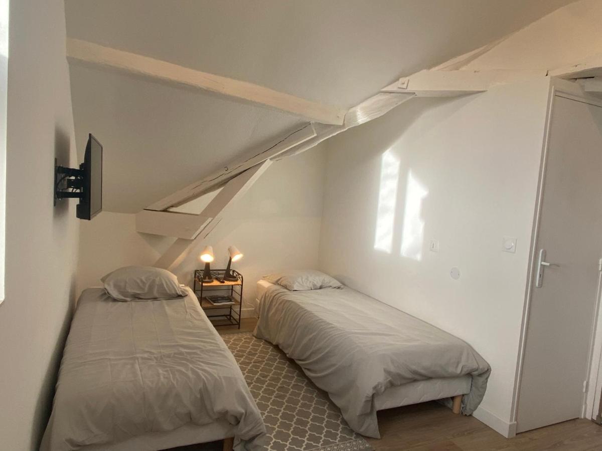 Studio Dans Les Ecuries Du Chateau Bonnelles 外观 照片